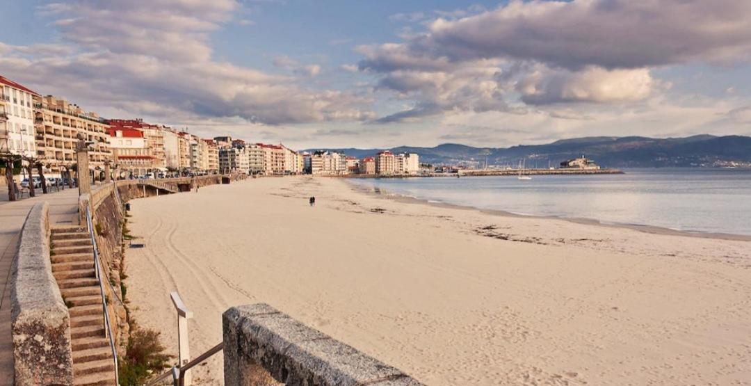 Veiga Da Fraga Apartment Poio Bagian luar foto